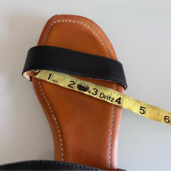 UGG | Black & tan Velcro ankle strap spring summer grandpa style flat sandal - Picture 10 of 16